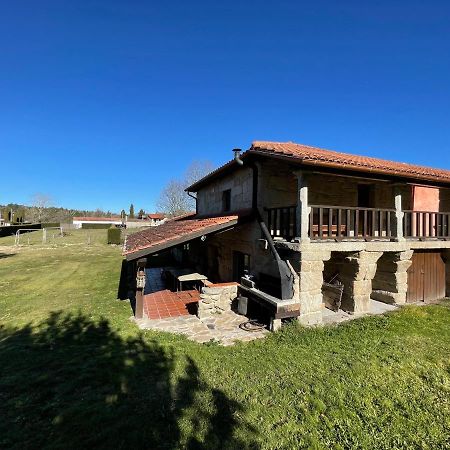 Casa De Campo Con Piscina, Entera O Por Habitaciones Amoeiro Eksteriør bilde